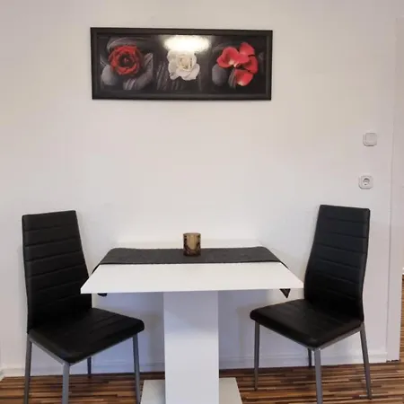 Gemütliches Nest Zum Wohlfühlen Apartamento